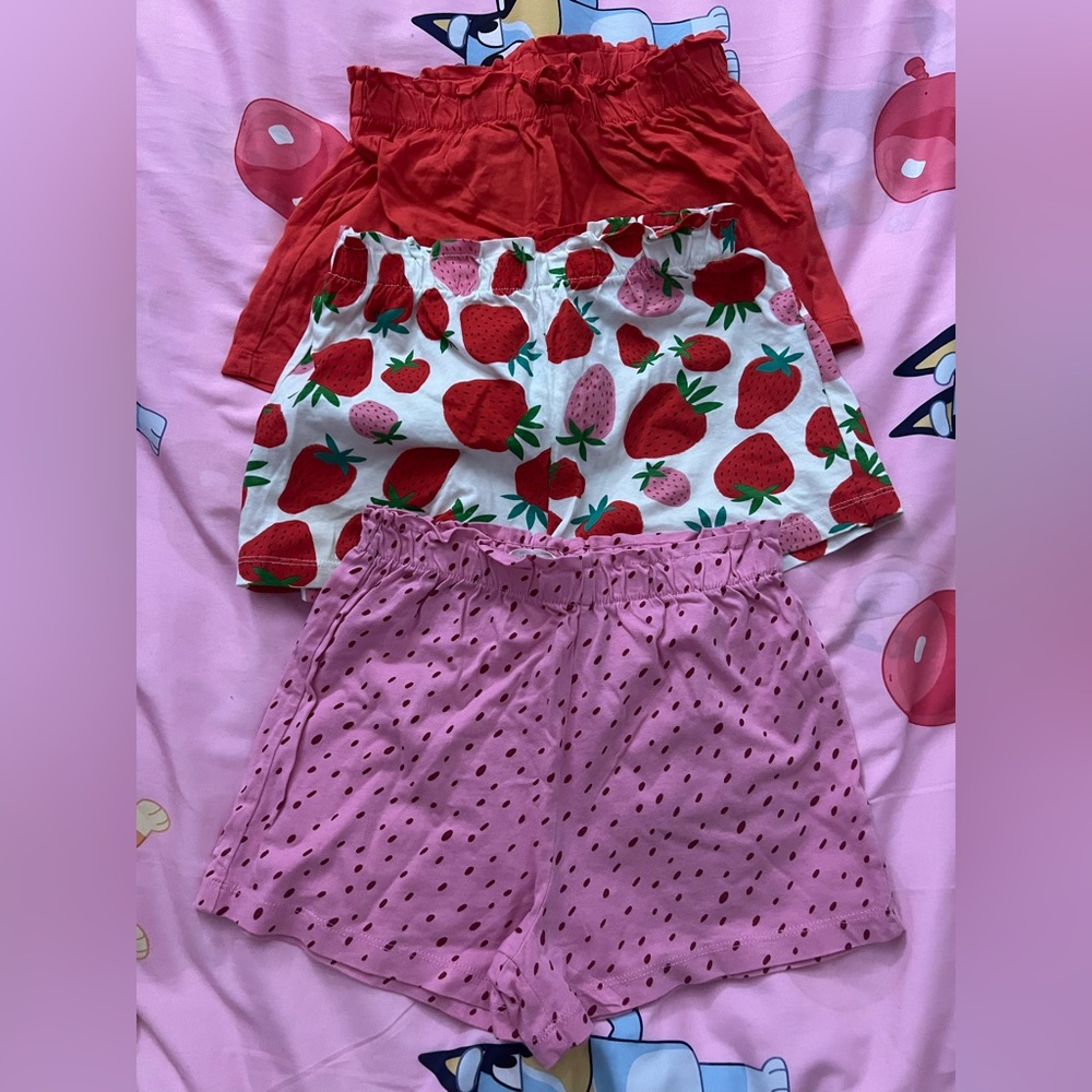 H&M Girl shorts set of 3 size 5T